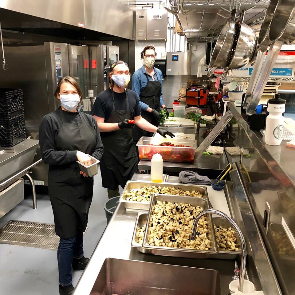 Mogrog Rotisserie makes meals for healthcare workers