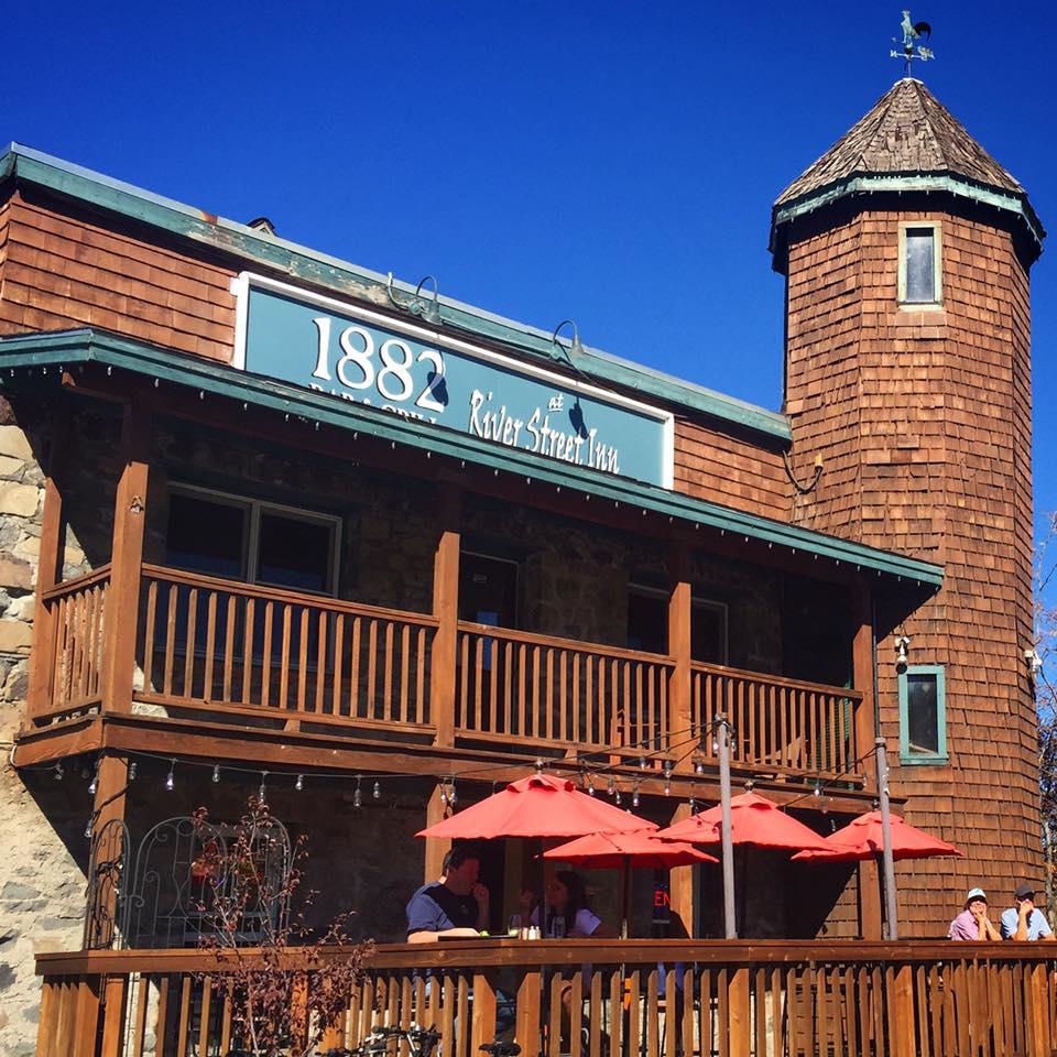1882 Bar & Grill
